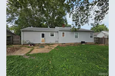 906 Holly Place, Saint Charles, MO 63301 - Photo 7