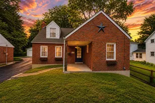 207 Tiffin Ave, Ferguson, MO 63135 - Photo 1