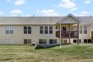 25 Turtle Creek Villas Dr, O'Fallon, MO 63366 - Photo 33