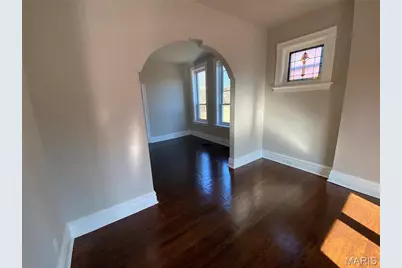 5331 Ridge Avenue, Saint Louis, MO 63112 - Photo 3