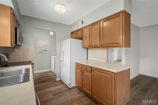 12970 Burning Bush Ct, Saint Louis, MO 63146 - Photo 15