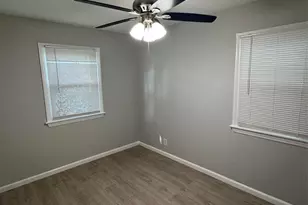 3148 St David Ln, Saint Ann, MO 63074 - Photo 7
