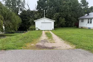 2110 Missouri Ave, Festus, MO 63028 - Photo 3