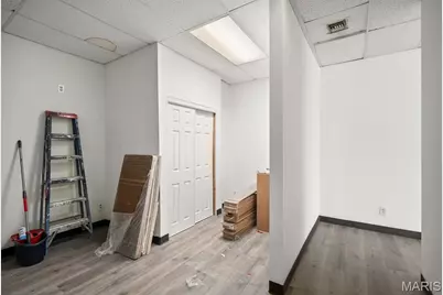6800 Gravios, Saint Louis, MO 63116 - Photo 9