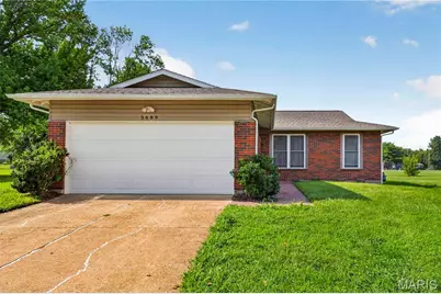 3689 Whispering Woods Drive, Florissant, MO 63031 - Photo 1