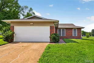 3689 Whispering Woods Dr, Florissant, MO 63031 - Photo 1