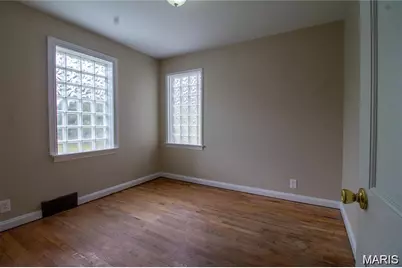 9123 Church, Saint Louis, MO 63137 - Photo 7
