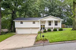 9 San Camille Ct, Saint Charles, MO 63303 - Photo 3