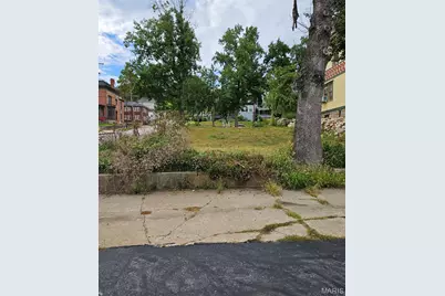 923 Center Street, Hannibal, MO 63401 - Photo 5