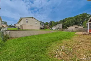 2172 Larkspur Lndg, Imperial, MO 63052 - Photo 23