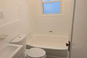 7819 St Charles Rock Rd, Saint Louis, MO 63114 - Photo 7