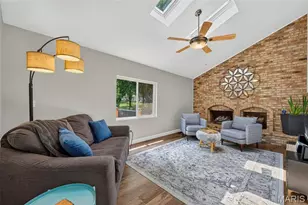 3024 Armona Dr, Saint Louis, MO 63129 - Photo 11