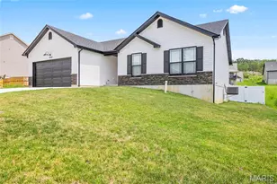 1542 Louisiana Dr, Herculaneum, MO 63048 - Photo 3