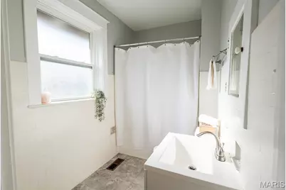 8126 Madison Avenue, Vinita Park, MO 63114 - Photo 15