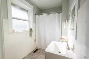 8126 Madison Ave, Vinita Park, MO 63114 - Photo 15