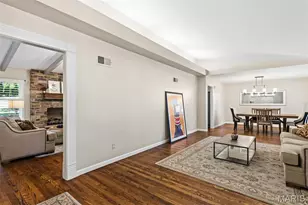 24 Nantucket Ln, Olivette, MO 63132 - Photo 9