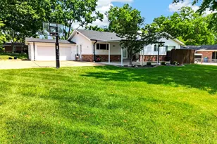 408 Algonquin Dr, Ballwin, MO 63011 - Photo 47