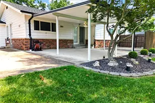 408 Algonquin Dr, Ballwin, MO 63011 - Photo 49