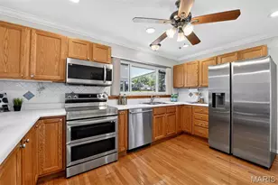 408 Algonquin Dr, Ballwin, MO 63011 - Photo 15