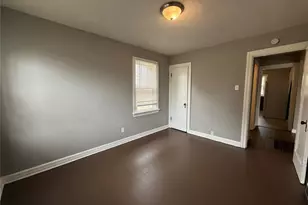 3010 Kemp Dr, Saint Louis, MO 63121 - Photo 9