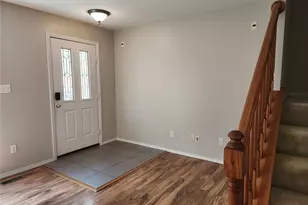 321 Heritage Commons Cir, O'Fallon, MO 63368 - Photo 3