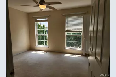 321 Heritage Commons Circle, O'Fallon, MO 63368 - Photo 13