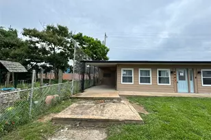 9461 Brenda Ave, Affton, MO 63123 - Photo 3