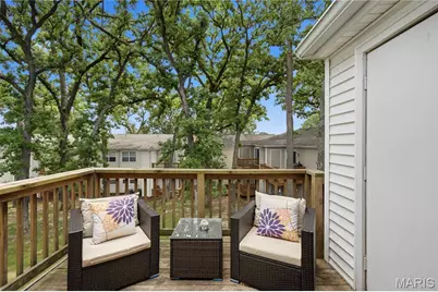 8916 N Swan Circle, Saint Louis, MO 63144 - Photo 11