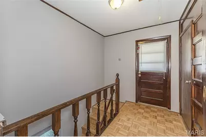 10106 Hammerdale Lane, Saint Louis, MO 63123 - Photo 17