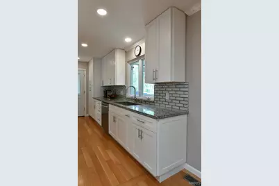 965 Orchard Lakes Drive, Saint Louis, MO 63146 - Photo 23