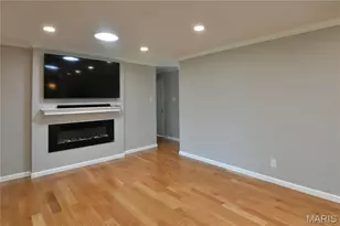 965 Orchard Lakes Dr, Saint Louis, MO 63146 - Photo 15