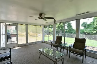 965 Orchard Lakes Drive, Saint Louis, MO 63146 - Photo 47