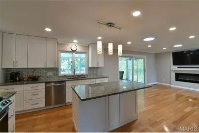 965 Orchard Lakes Drive, Saint Louis, MO 63146 - Photo 19