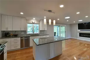 965 Orchard Lakes Dr, Saint Louis, MO 63146 - Photo 19