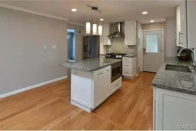 965 Orchard Lakes Drive, Saint Louis, MO 63146 - Photo 17