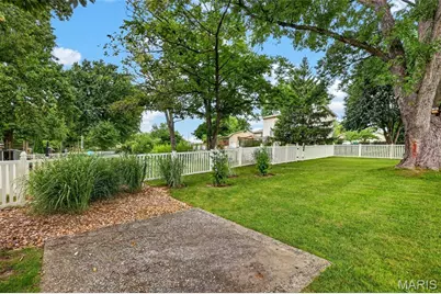 7 Park Charles Boulevard N, Saint Peters, MO 63376 - Photo 17