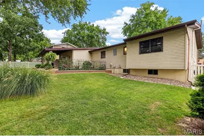 7 Park Charles Boulevard N, Saint Peters, MO 63376 - Photo 15