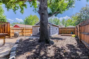 3820 Burgen Ave, Saint Louis, MO 63116 - Photo 21