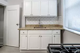 7904 Pennsylvania Ave, Saint Louis, MO 63111 - Photo 13