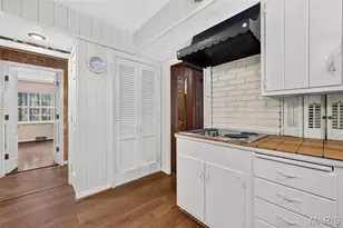 8 Winding Brook Ln, Ladue, MO 63124 - Photo 21