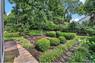 8 Winding Brook Lane, Ladue, MO 63124 - Photo 59