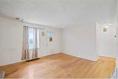 9535 Mackenzie Road, Affton, MO 63123 - Photo 3