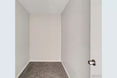 1535 Surf Side Drive, Saint Louis, MO 63138 - Photo 15
