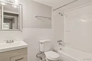 1535 Surf Side Dr, Saint Louis, MO 63138 - Photo 13