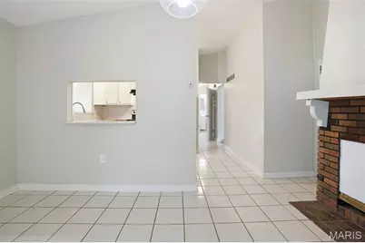 1610 Gallant Fox Drive, Florissant, MO 63033 - Photo 7