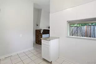1610 Gallant Fox Dr, Florissant, MO 63033 - Photo 9