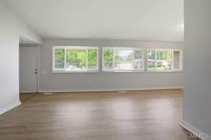 1610 Gallant Fox Dr, Florissant, MO 63033 - Photo 3