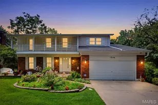 13116 Huntercreek Ridge Rd, Des Peres, MO 63131 - Photo 1