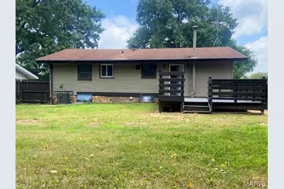 39 Bayview Drive, Ferguson, MO 63135 - Photo 5