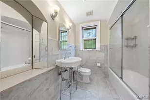 7529 Wellington Way, Clayton, MO 63105 - Photo 23